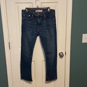 Signature levi Jeans straight leg 33 x 29 tag says 33 x 30 but had them altered